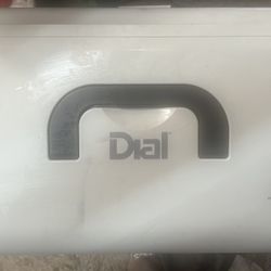 DIAL Dial Manufacturing 1300-CFM 3 -Speed Indoor/Outdoor Portable Evaporative Cooler for 500-sq ft 