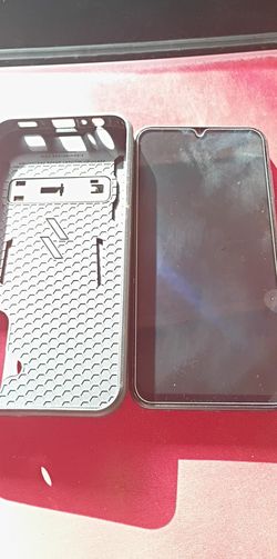 Samsung cell with case