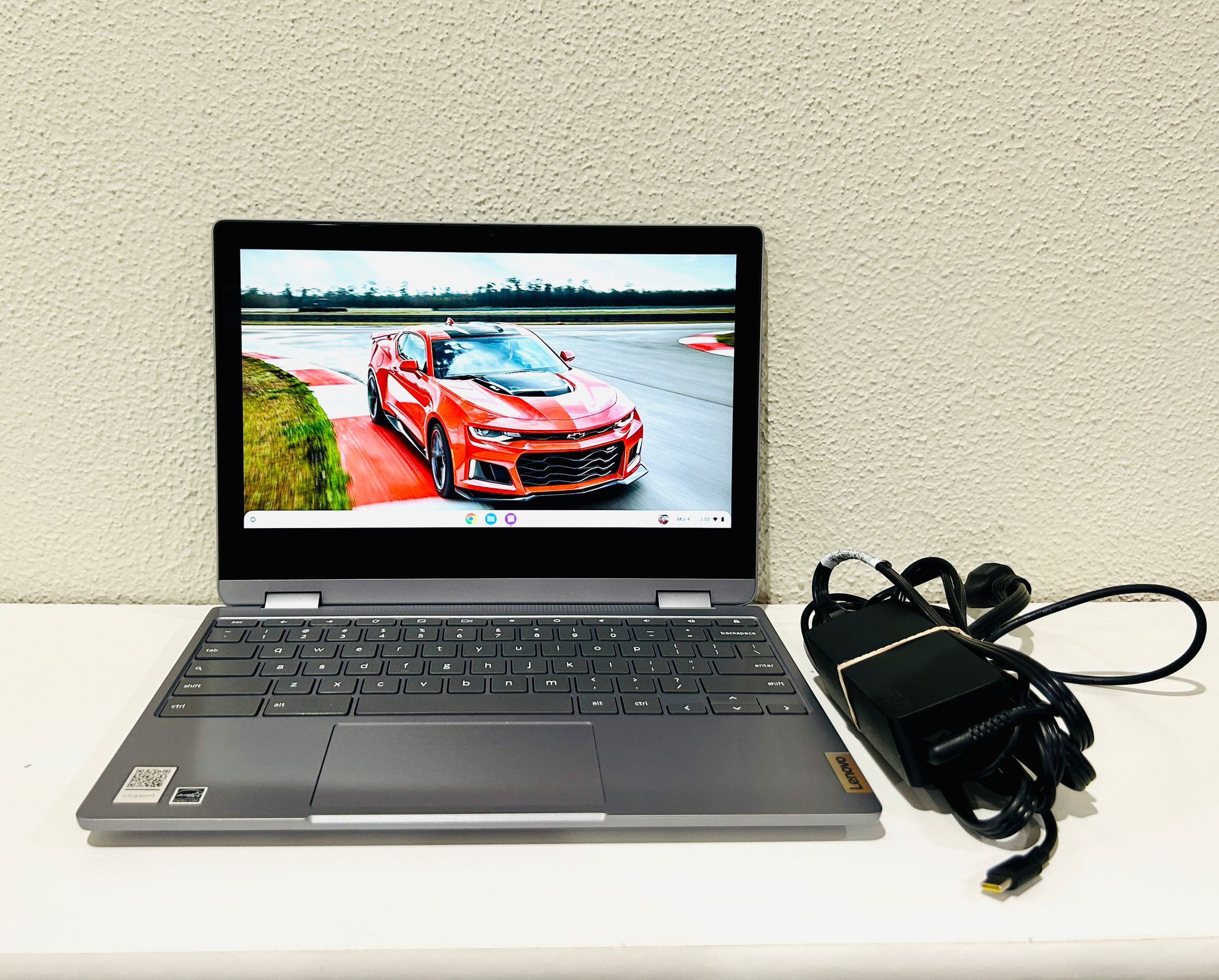 Lenovo Flex 3 ChromeBook 11M836 USB C Compatible- Touchscreen fully Functional!!