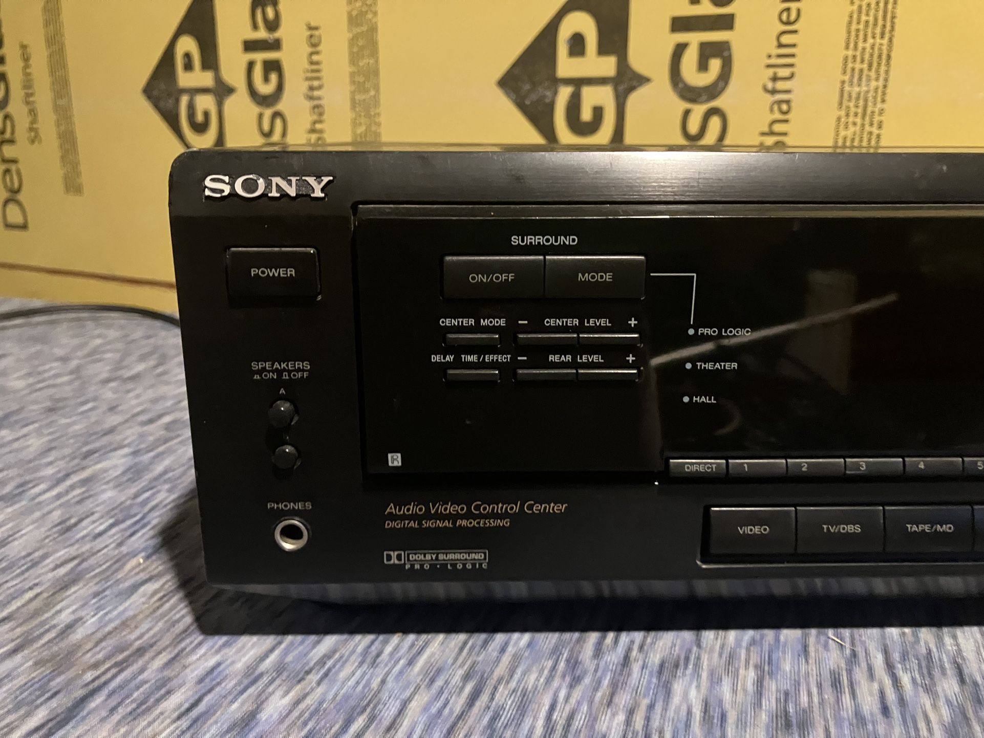 SONY FM Stereo / FM-AM Receiver