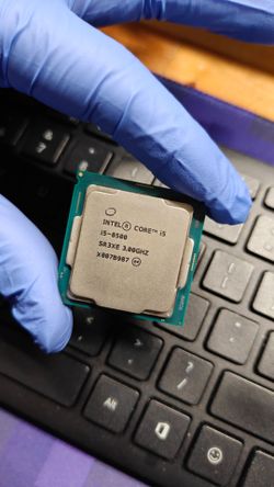 Intel Core i5-8500 6-Core 3.00GHz LGA1151 9MB L3 8GT/s SR3XE