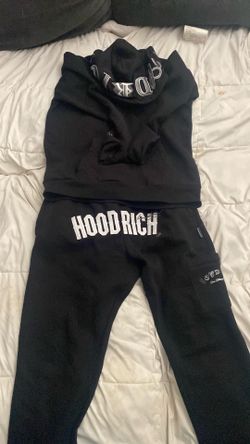 Hoodrich Outfit
