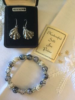 Sea Shell earring & gemstone bracelet