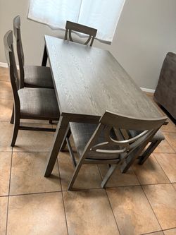 Dining set