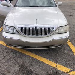 2007 Lincoln Town Car