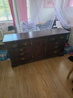Solid dresser