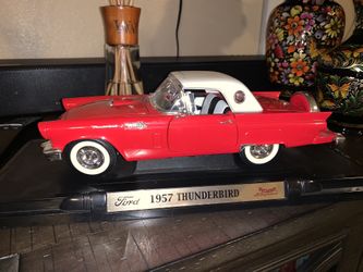 1957 Ford Thunderbird