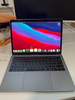 MacBook Air 13" Retina – i5, 8GB RAM