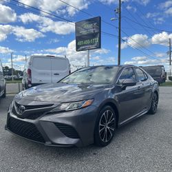 2019 Toyota Camry 