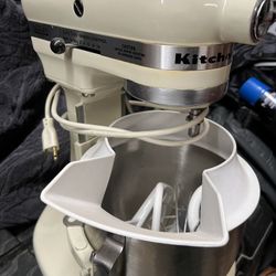 Vintage Kitchen Aid Hobart K5 SS 10 Speed Stand Adjustable Mixer With Attachments Bullet Proof Rare