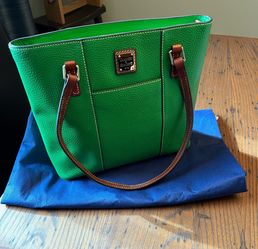 Dooney & Bourke  green handbag