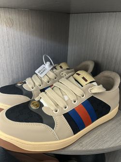 Sneakers GG Size 8.5 Women 