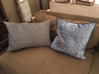 Pillows - Decorative