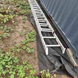 Lots N Lots Of Used Aluminum/Fiberglass Ladders 