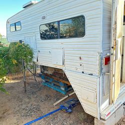 Camper