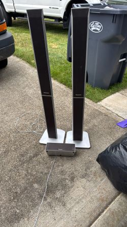 Surround sound speakers