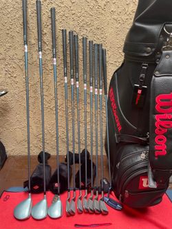 Complete ladies golf club for right hand ((Wilson club full set included putter and golf cart bag//like almost new condition)special Quick sale price 