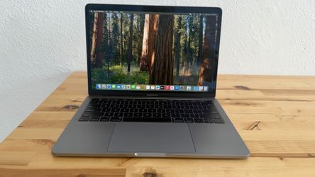 2019 13-inch MacBook Pro 1.7 Intel i7 | 256GB SSD | 8GB RAM