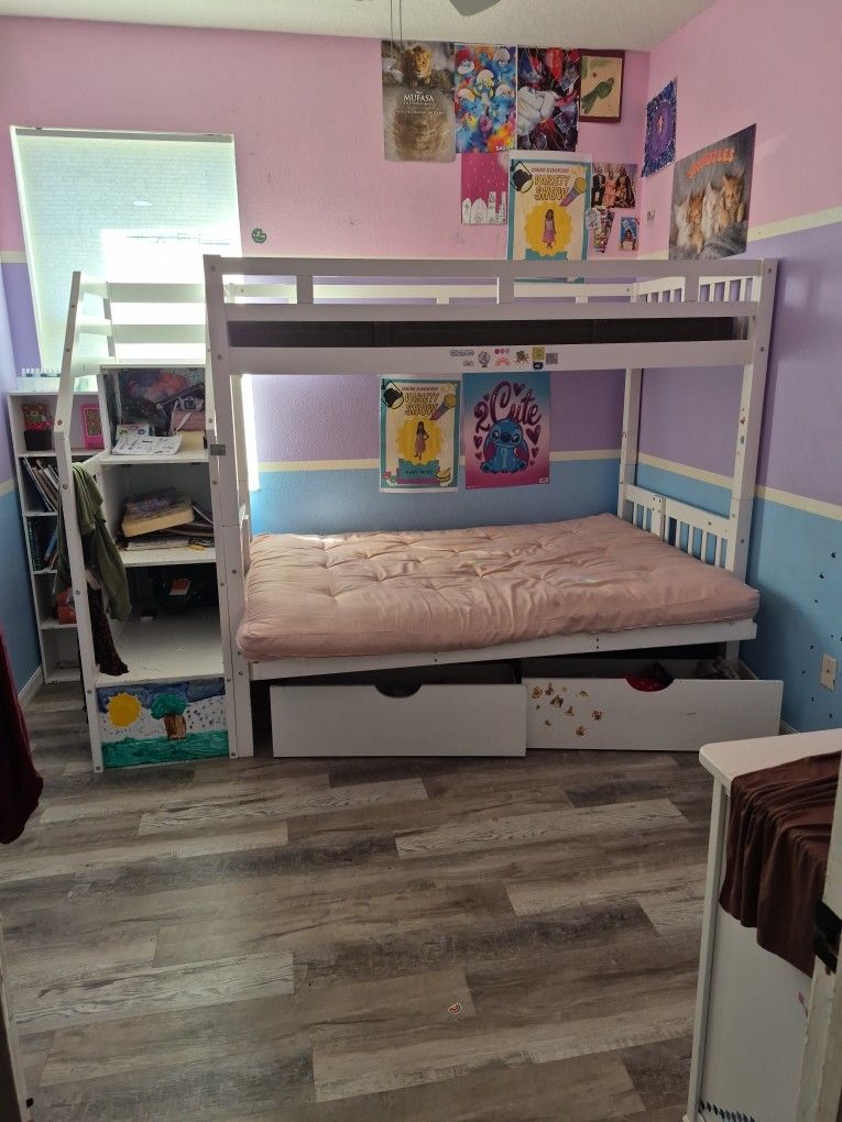Wooden White Bunk Bed With Staircase