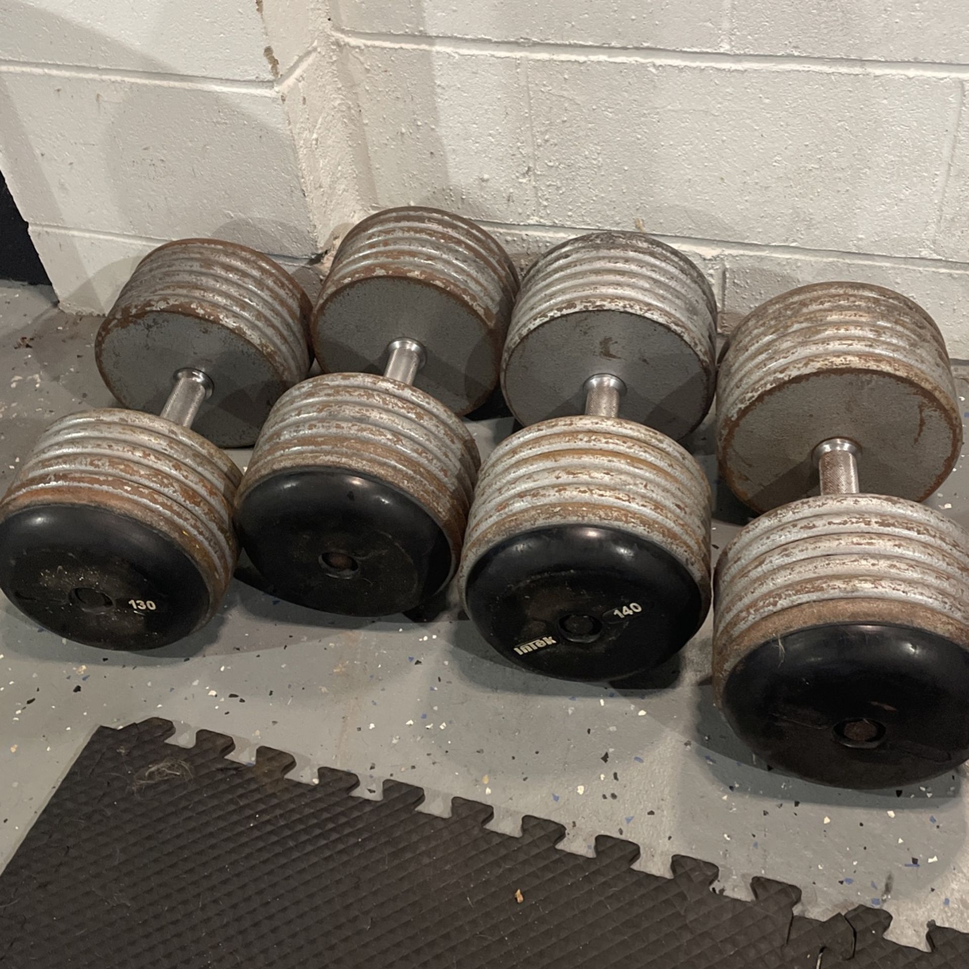 Dumbbells 
