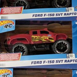 Hot Wheels RC Ford F-150 SVT Raptor Remote Control Truck Red Off-Road 1:24