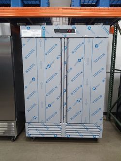 Kutano Commercial fridge