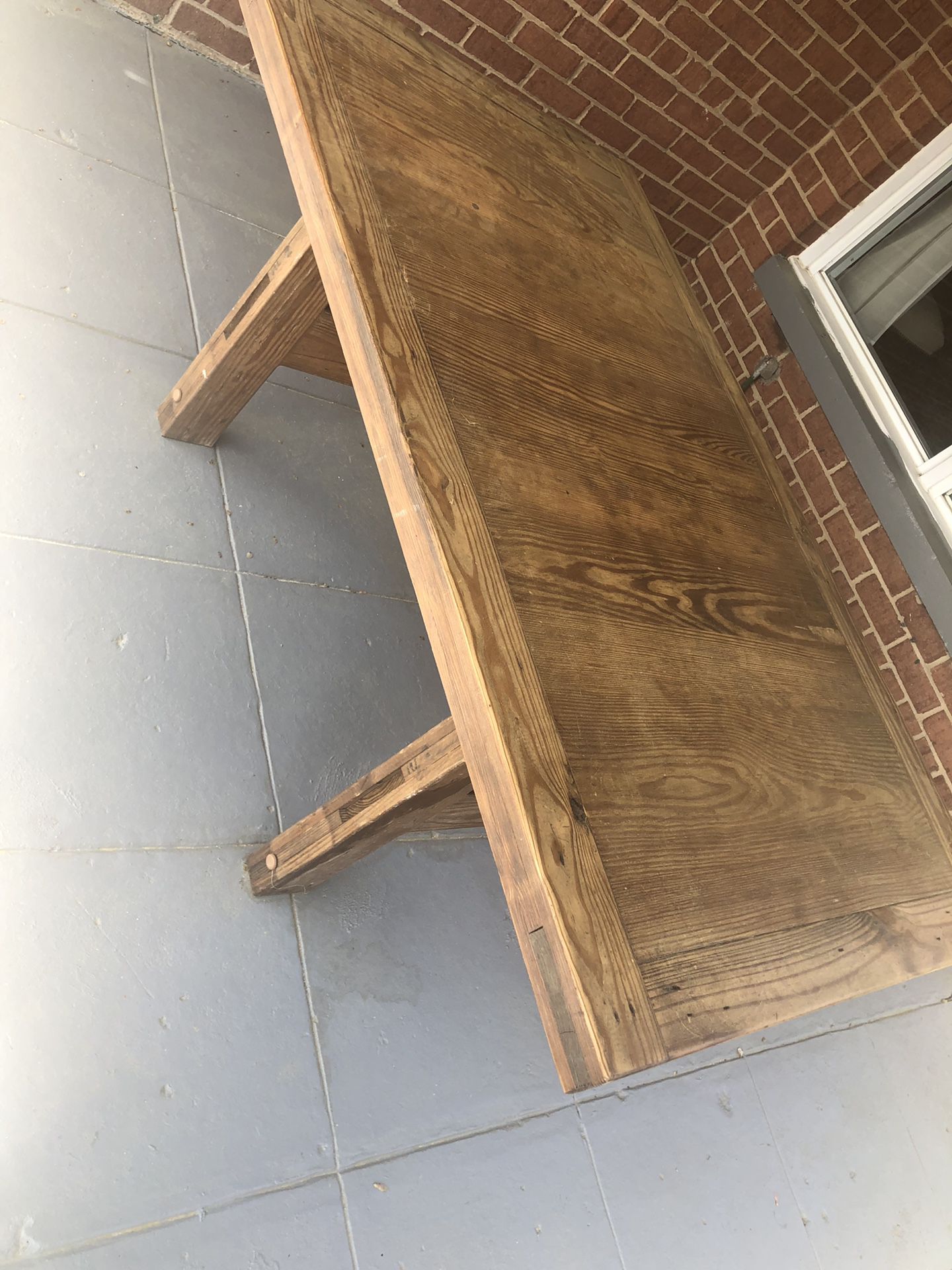 Table heavy wood