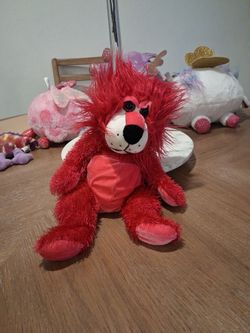 style Red Lion plush