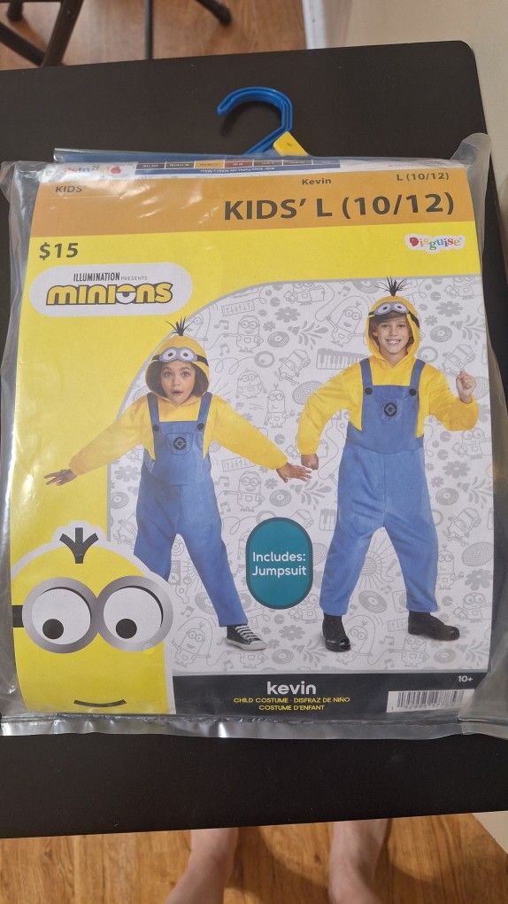minions halloween costumes (kids L size, age 10~12)