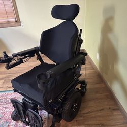 Electric Weelchair Quantum Edge 3