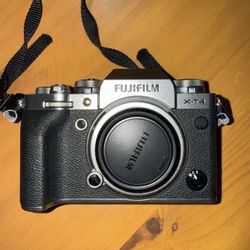 Fujifilm XT4 with lenses
