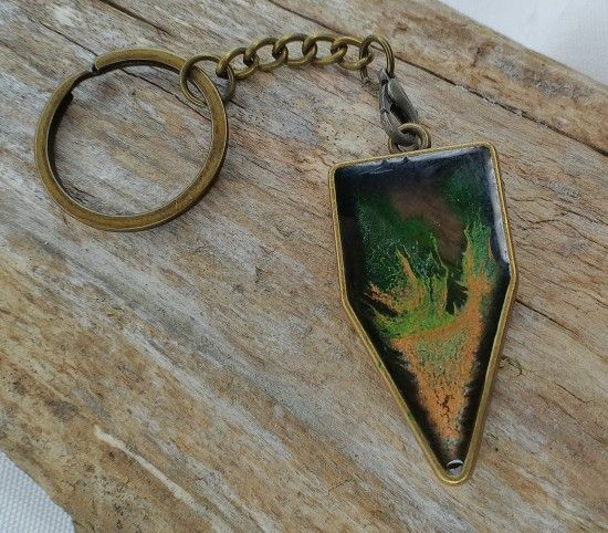Ink Splash Bronze & Green Keychain