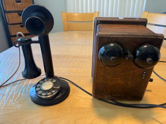 candlestick antique phone/ w/ ring box