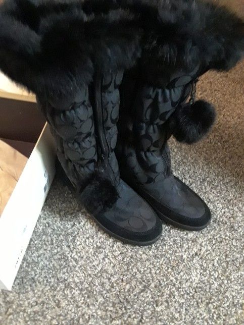 Coach snow boots