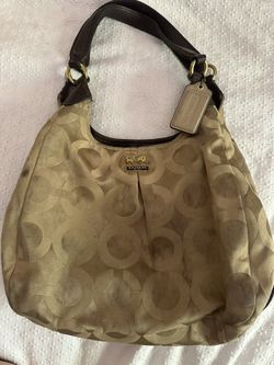 Coach Purse Authentic 3 Compartments