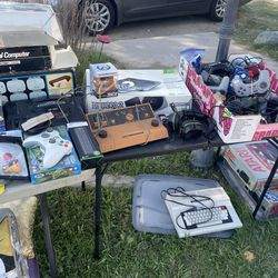 Last day of yard sale!! Toys and video games!!