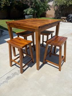 Solid Wood Counter-Height Table + 4 Stools