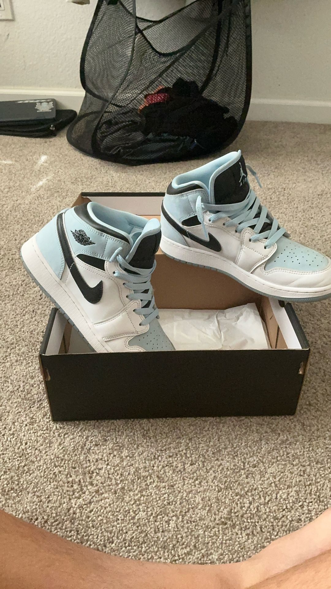 Nike Air Jordan 1 Mid Se