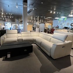 6PC Leather Power Reclining Sectional 