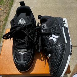 ‼️Deal‼️Black LV Sneakers-Size 11 Mens-Authentic-New