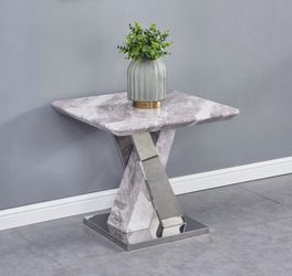 End table