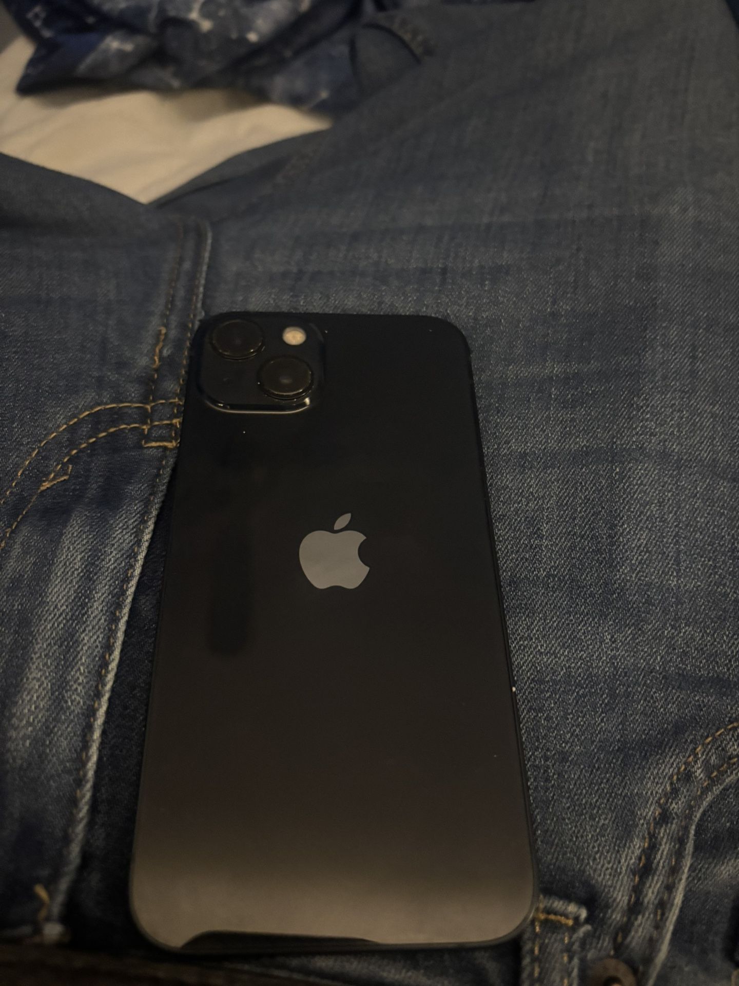 iPhone 13 (unlocked To Any Carrier)