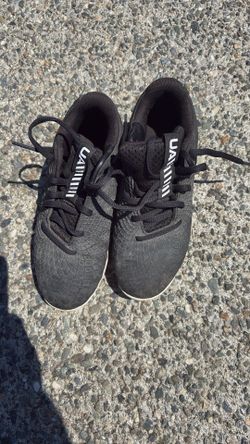 Youth Underarmor Baseball Cleats