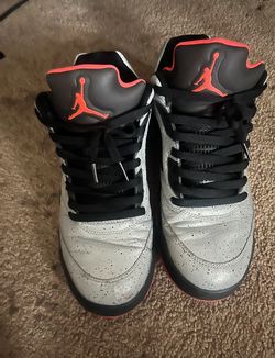 Jordan Naymar size 10 