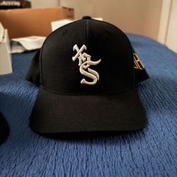 Killl The Hype Chicago White Sox  Hat & AlICap Solutions Hat Care Kit