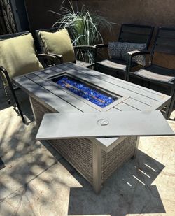 Fire pit table for patio
