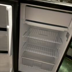 Mini Refrigerator 