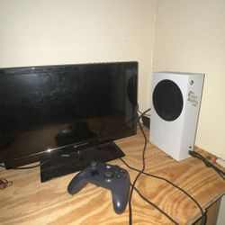 Xbox S With Monitor