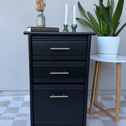 ✨Solid Wood Modern Black Accent Table/Nightstand- Refinished