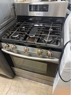 Samsung 30”w   Gas range stainless steel five burners